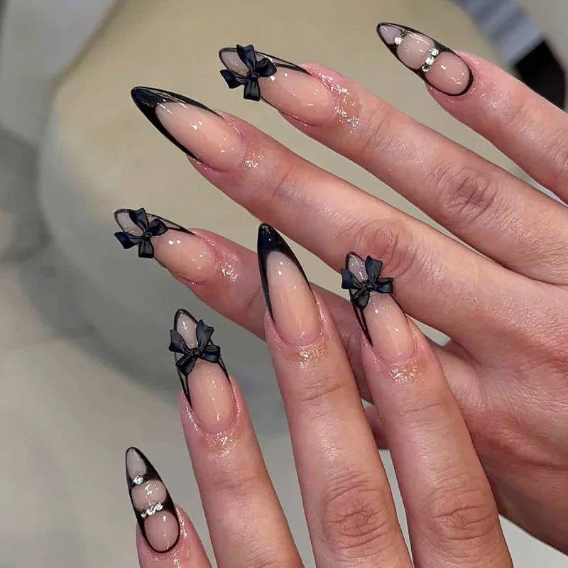 Chic Almond Nail Set